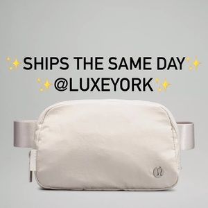 Everywhere Belt Bag in White Opal- Brand New